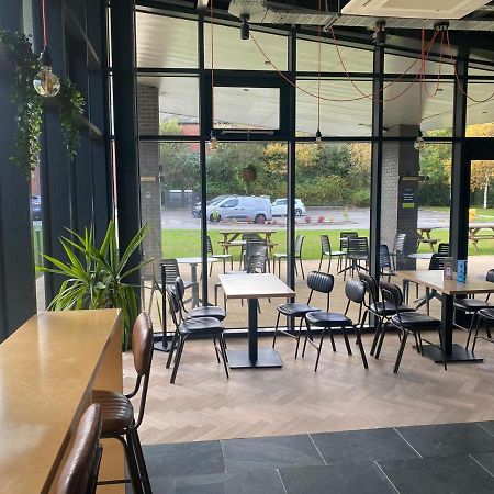 Apartamento Cosy Living Camberley Exterior foto